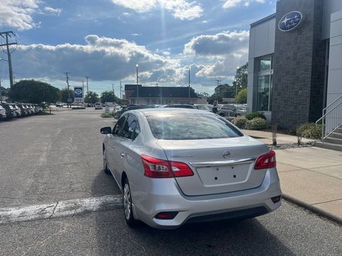 Used 2019 Nissan Sentra S FWD image 6