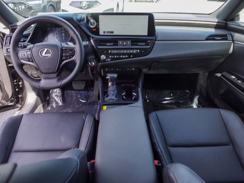 Used 2024 Lexus ES 350 w/ Premium Package FWD image 25