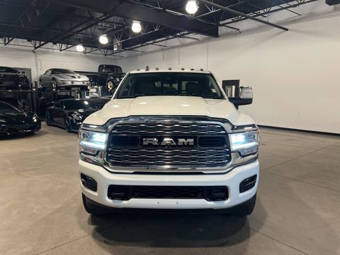 Used 2023 RAM 3500 Limited image 8