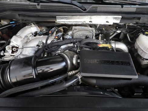 Used 2018 GMC Sierra 2500 SLT image 30