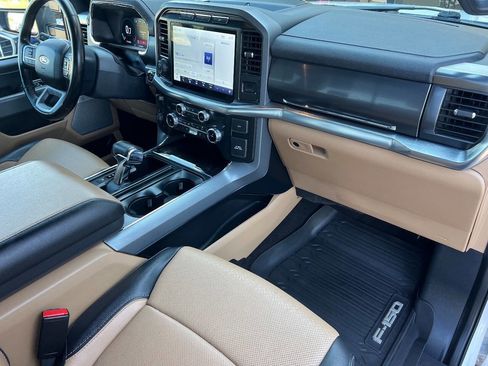 Used 2022 Ford F150 Lariat image 23