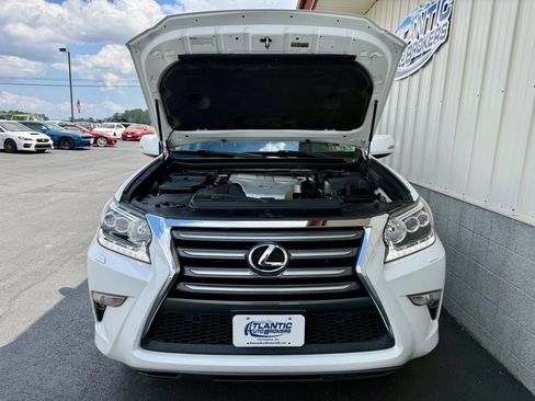 Used 2019 Lexus GX 460 Premium AWD/4WD image 10