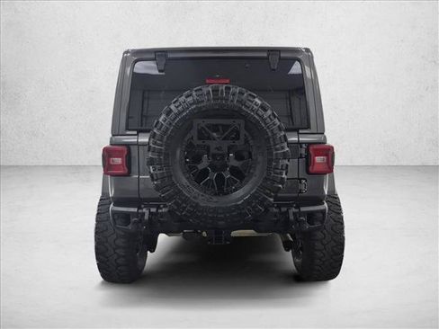 Used 2021 Jeep Wrangler Unlimited Sahara AWD/4WD image 7