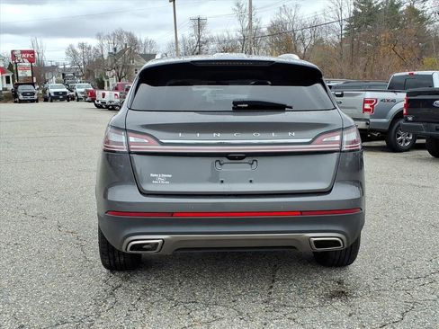 Used 2023 Lincoln Nautilus Reserve w/ Monochromatic Package image 6