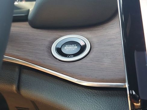 New 2025 Jeep Grand Cherokee Summit w/ Obsidian Package image 13