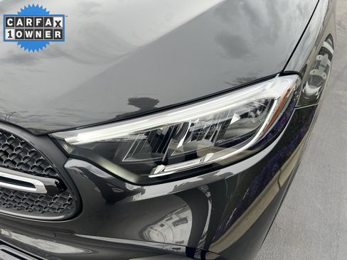 Used 2025 Mercedes-Benz GLC 300 image 6