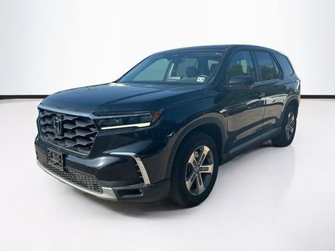 Used 2023 Honda Pilot EX-L image 3