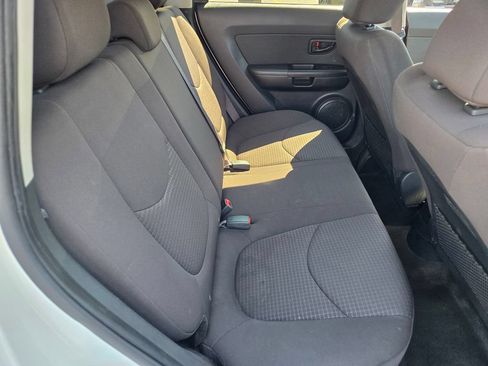 Used 2012 Kia Soul FWD image 13