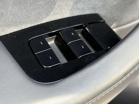 Used 2019 Tesla Model 3 Standard Range Plus image 20