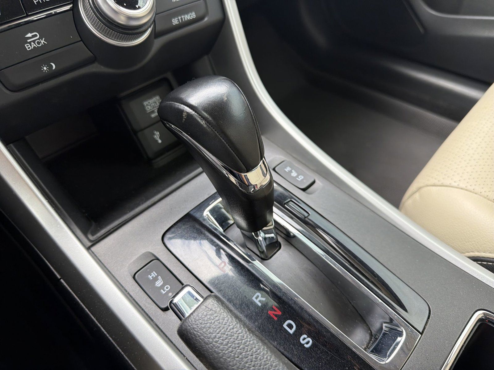 Used 2015 Honda Accord EX-L image 19