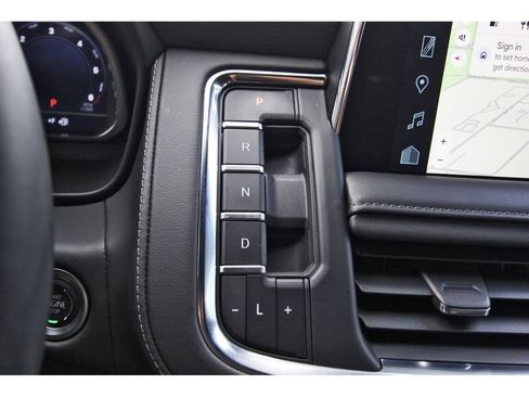 Used 2024 Chevrolet Tahoe LT w/ LT Signature Package RWD image 24