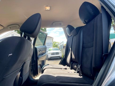 Used 2015 Nissan Rogue S image 15