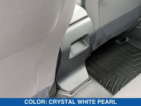 Certified 2025 Subaru Crosstrek 2.0i image 30