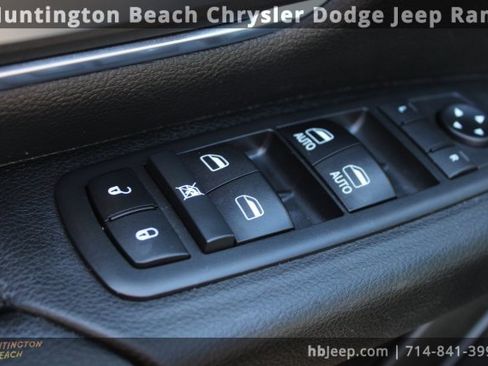 Used 2019 RAM 1500 Big Horn image 12