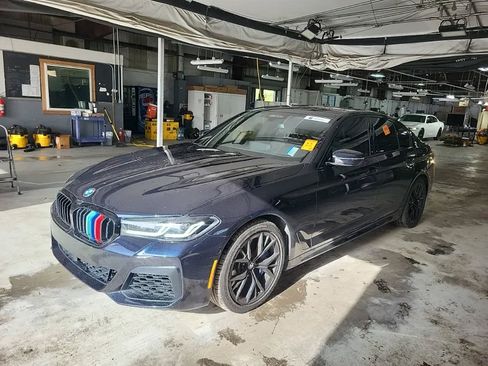 Used 2022 BMW 540i xDrive w/ Executive Package AWD/4WD image 1