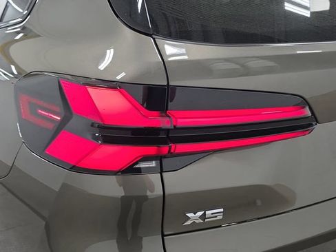 Certified 2024 BMW X5 M60i AWD/4WD image 30