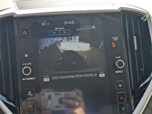 Used 2023 Subaru Ascent Premium w/ Convenience Package image 23