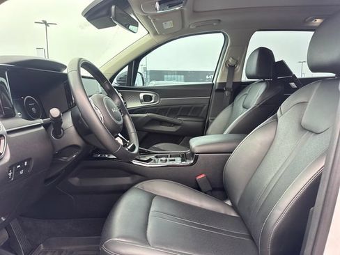 Used 2023 Kia Sorento SX FWD image 13