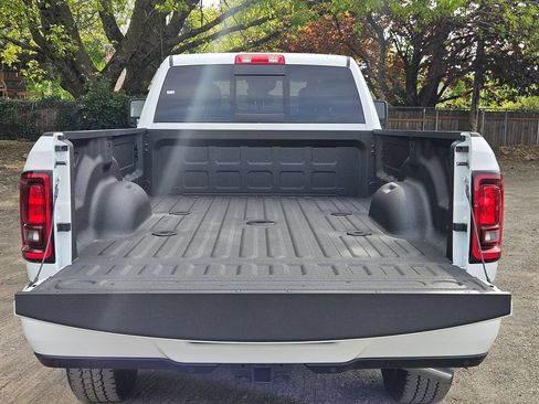 New 2026 RAM 2500 Tradesman AWD/4WD image 10