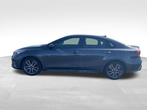 Used 2024 Kia Forte GT-Line w/ GT-Line Premium Package FWD image 2