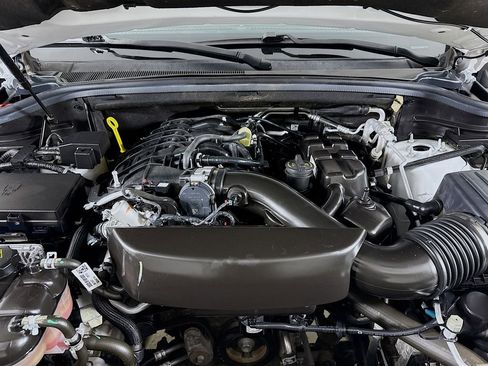 Used 2022 Dodge Durango SXT w/ Anodized Platinum Package image 30