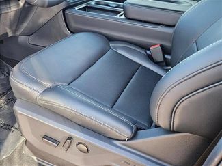 New 2027 Ford Expedition Max Platinum w/ Driver's Package RWD video 4