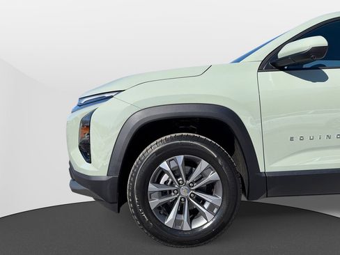 New 2026 Chevrolet Equinox LT image 14