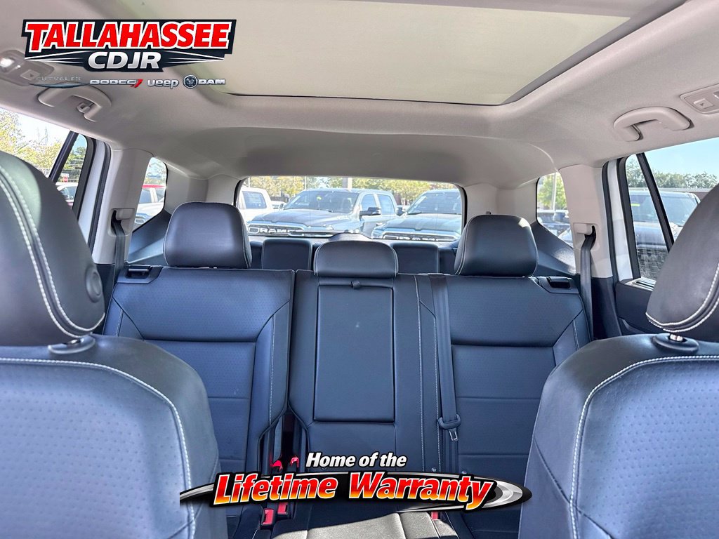 Used 2023 Volkswagen Atlas SE w/ Panoramic Sunroof Package FWD image 36