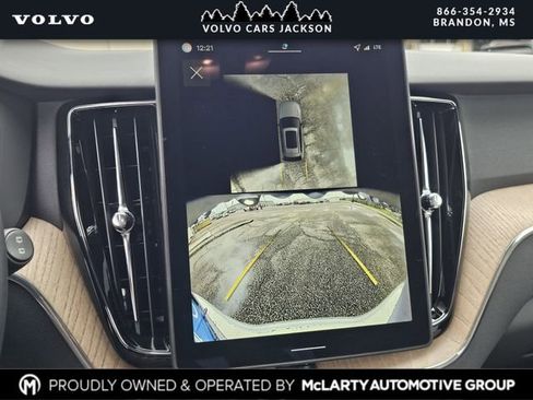 New 2026 Volvo XC60 B5 Plus w/ Protection Package Premier AWD/4WD image 8