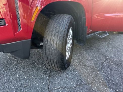 Used 2023 Nissan Frontier SV w/ Tow Package image 31