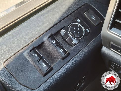 Used 2022 Ford F350 Platinum image 25