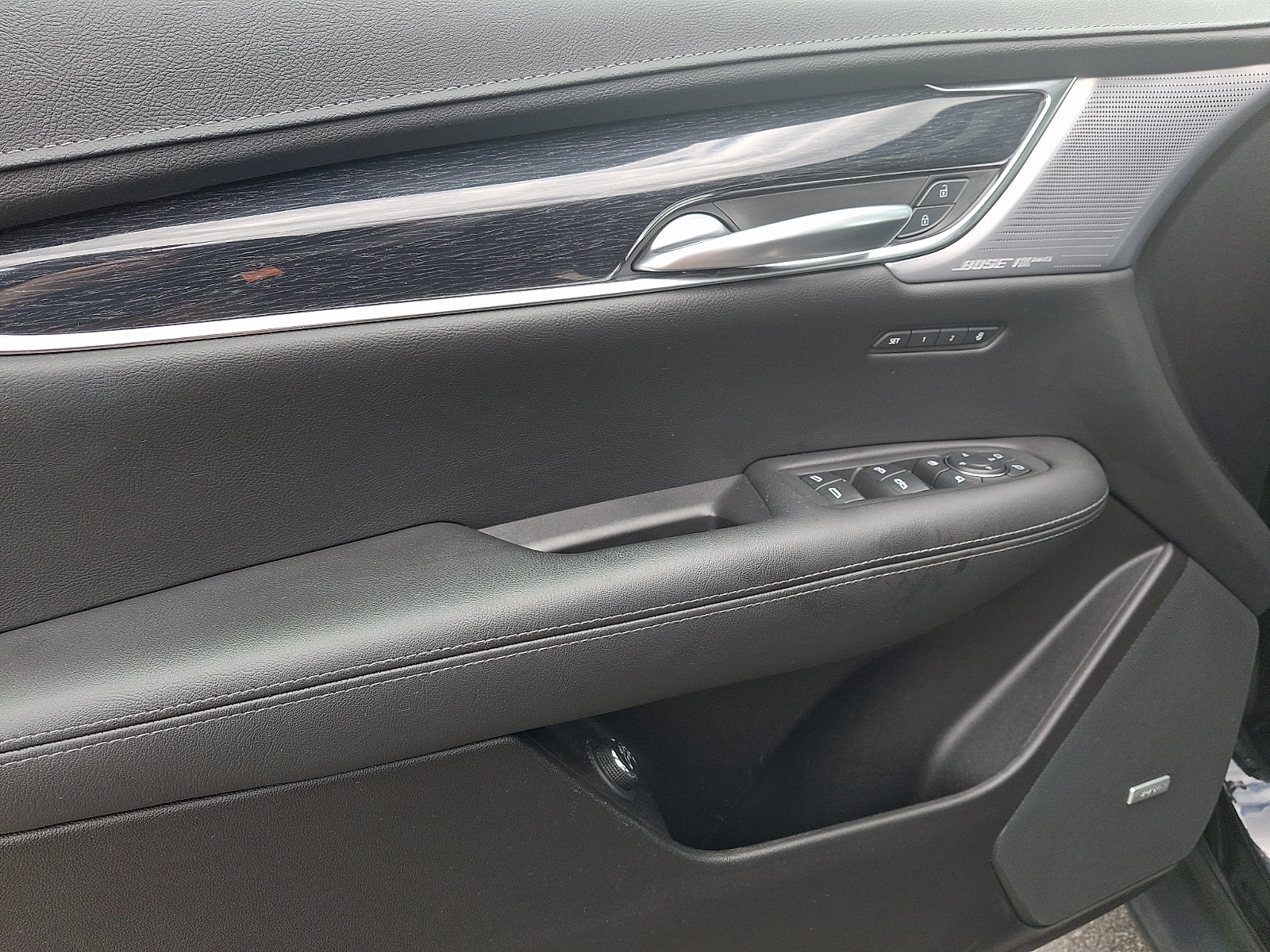 Used 2023 Cadillac XT5 Premium Luxury w/ LPO, Floor Liner Package AWD/4WD image 12