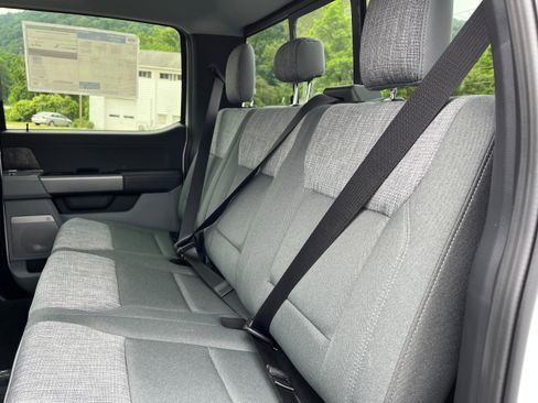 New 2026 Ford F350 XLT w/ XLT Premium Package AWD/4WD image 13