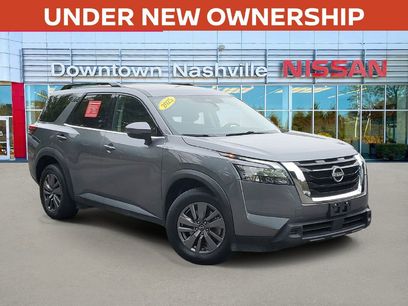 Certified 2025 Nissan Pathfinder SV