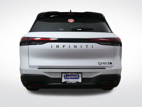 New 2026 INFINITI QX60 Sport image 4
