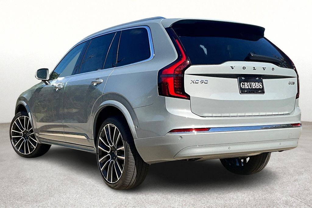 New 2026 Volvo XC90 B5 Ultra w/ Protection Package Premier AWD/4WD image 4