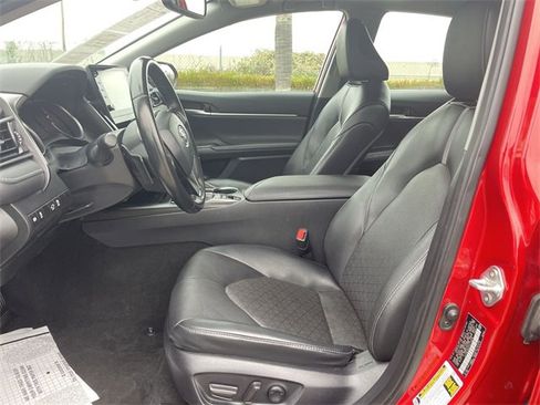 Used 2023 Toyota Camry XSE image 18