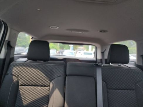 Used 2019 GMC Acadia SLE FWD image 8