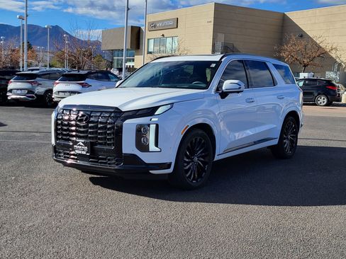 Used 2025 Hyundai Palisade Calligraphy image 5