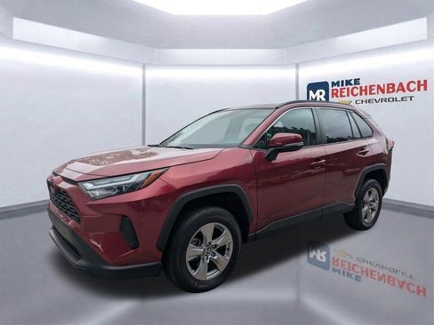 Used 2023 Toyota RAV4 XLE w/ Convenience Package FWD image 8