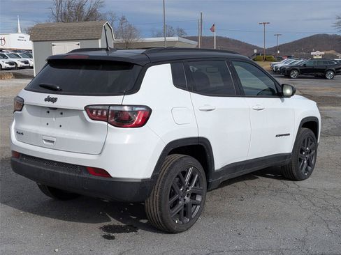 New 2026 Jeep Compass Limited w/ Sun, Sound & Navigation Group AWD/4WD image 5