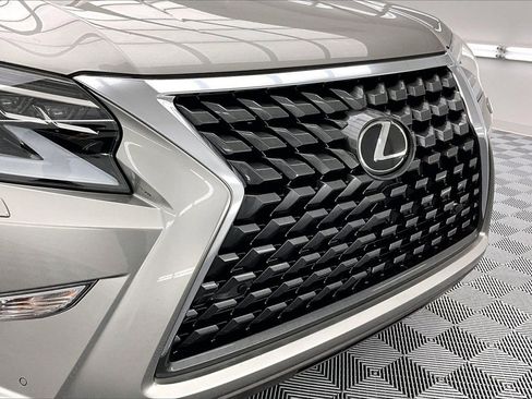 Used 2022 Lexus GX 460 Premium image 29