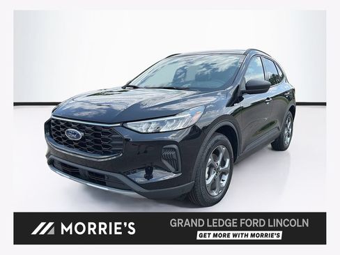 Used 2026 Ford Escape ST-Line w/ Tech Pack #1 AWD/4WD image 1