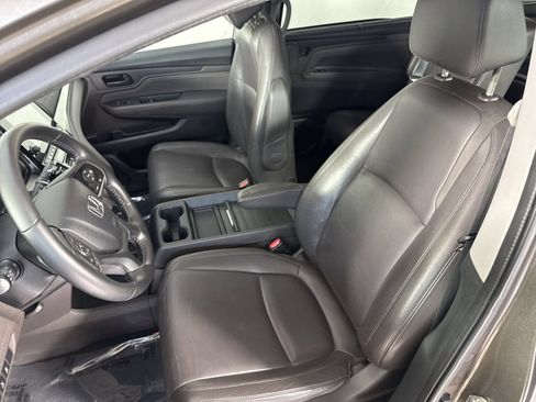 Used 2018 Honda Odyssey Touring image 19