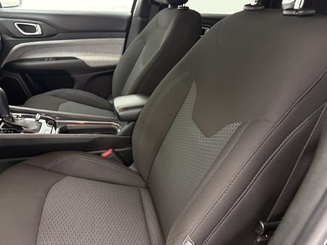 Used 2023 Jeep Compass Sport AWD/4WD image 28