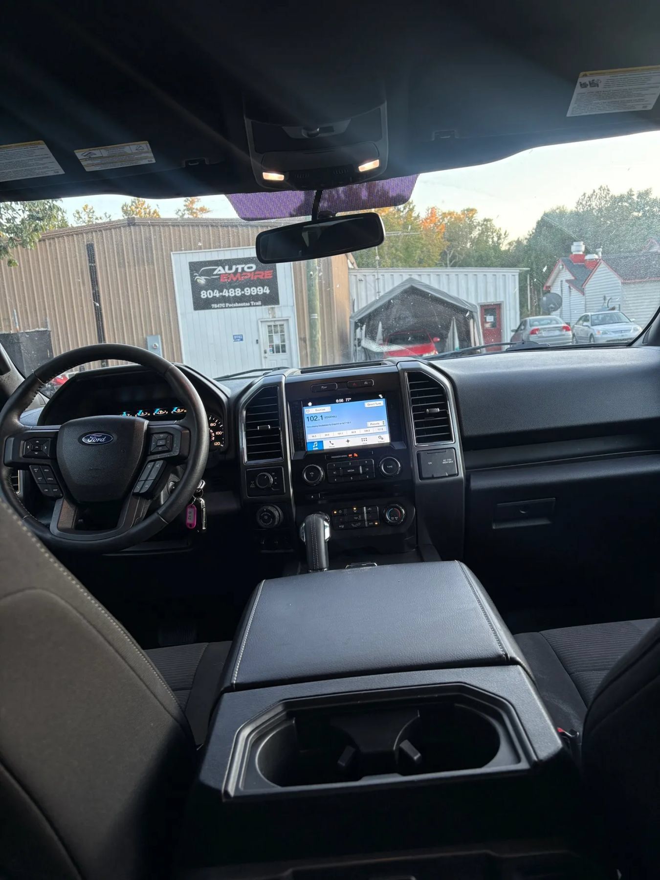 Used 2017 Ford F150 XLT w/ Equipment Group 302A Luxury AWD/4WD image 33