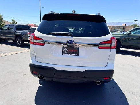 Used 2022 Subaru Ascent Onyx Edition image 5
