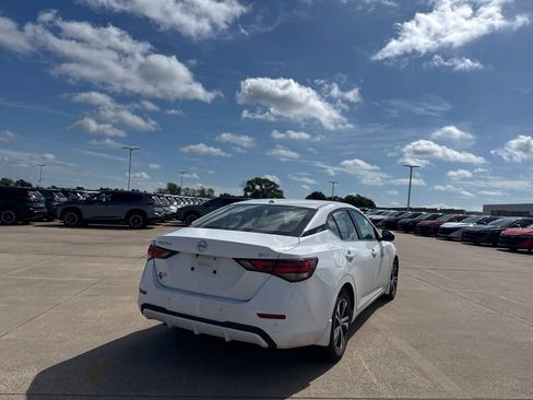 Certified 2023 Nissan Sentra SV w/ Lighting Package FWD image 18