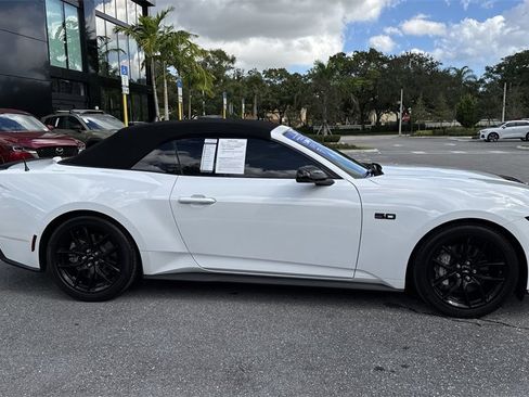 Used 2024 Ford Mustang GT Premium image 6