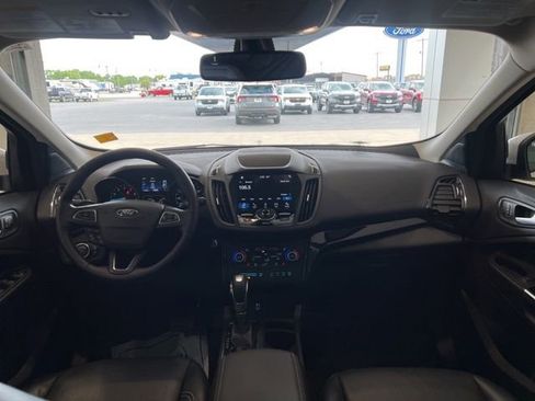 Used 2019 Ford Escape Titanium AWD/4WD image 22